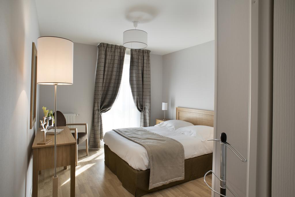 Aparthotel Domitys La Clef Des Champs Poitiers Zimmer foto